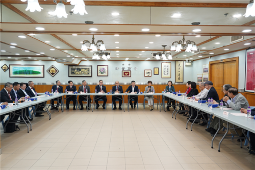 ��ɣ����ı��չ���»��������Űݷø۰����š���ҵ�ͽܳ�����